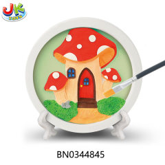 SMALL DISC MUSHROOM HOUSE PAINTING