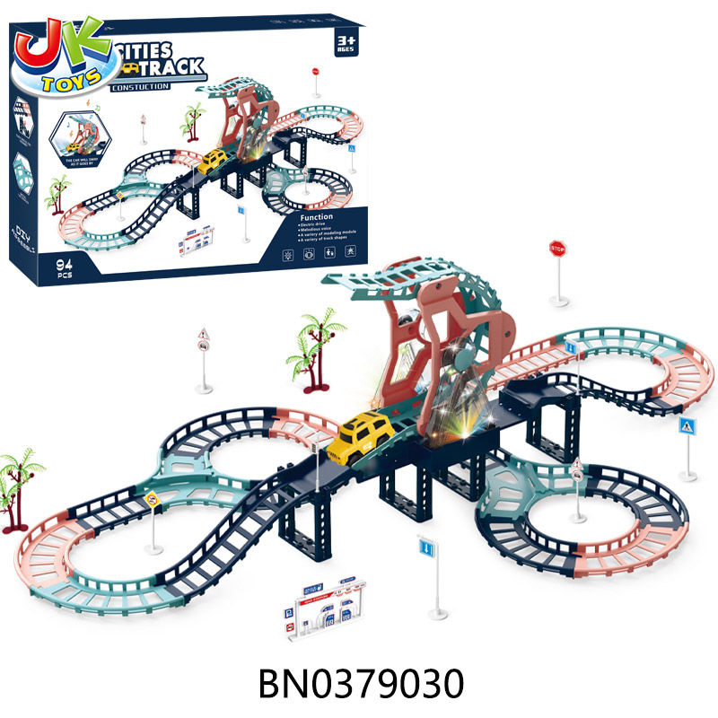  B/O TRACK SET W/LIGHT，MUSIC   94 PCS toys